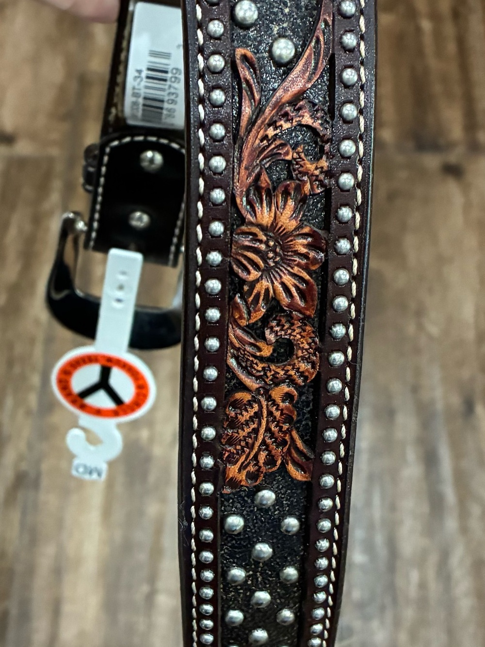 Circle Y Dark Flash AZ belt.  Studded Brown Leather Western Belt.  Size 34
New - Picture 2 of 3